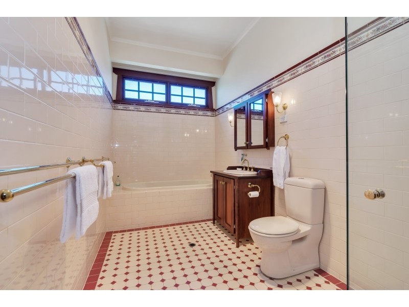 16 Havelock Street, Largs Bay SA 5016