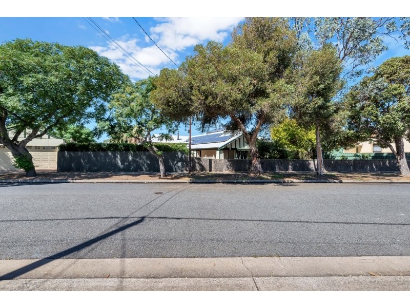 16 Havelock Street, Largs Bay SA 5016