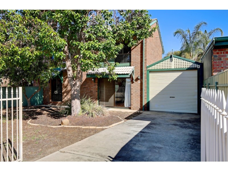 33 Palmer Court, Renown Park SA 5008