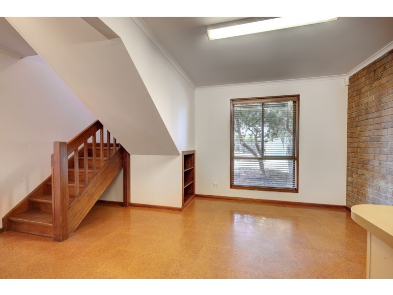 33 Palmer Court, Renown Park SA 5008