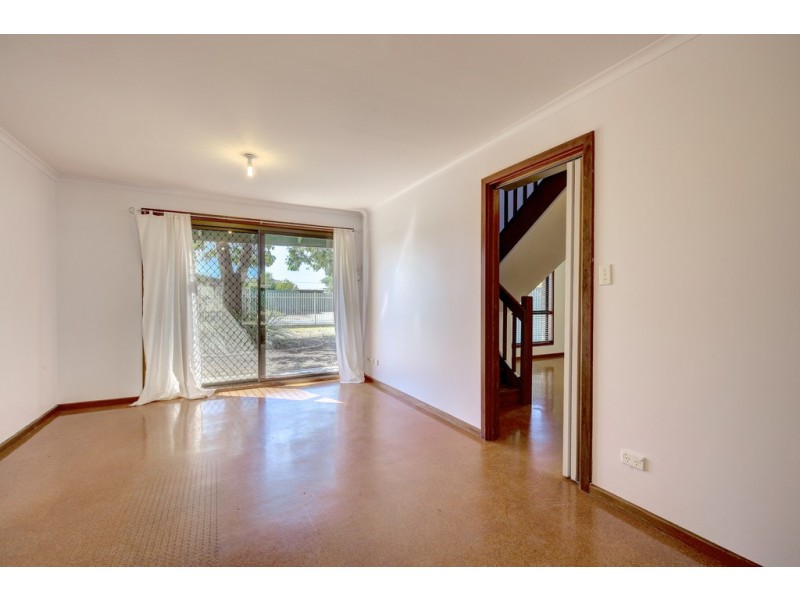 33 Palmer Court, Renown Park SA 5008