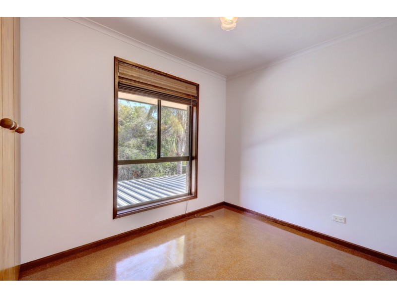 33 Palmer Court, Renown Park SA 5008