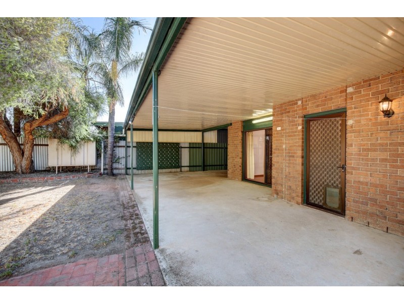 33 Palmer Court, Renown Park SA 5008