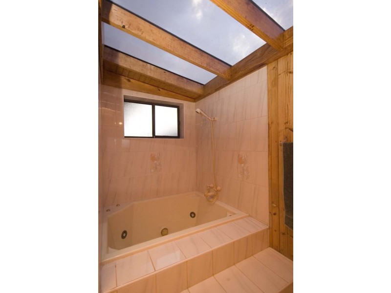 17  White Sands Drive, Seaton SA 5023