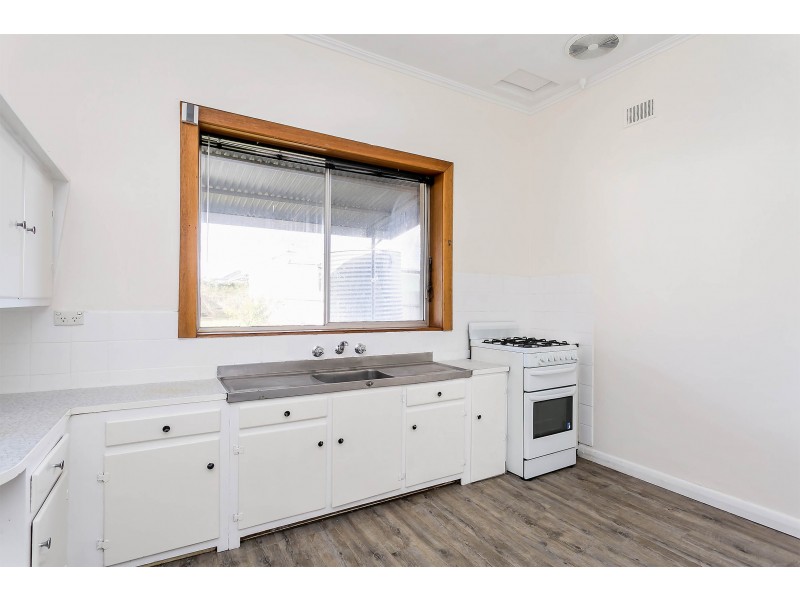 27 Kitchener Street, Kilburn SA 5084