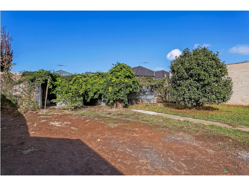 27 Kitchener Street, Kilburn SA 5084