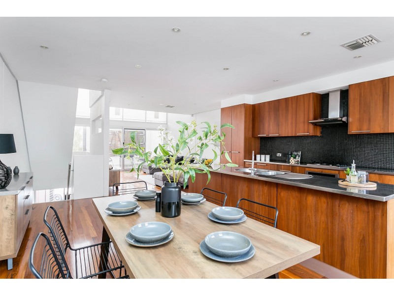 8A Karatta Dock, Port Adelaide SA 5015