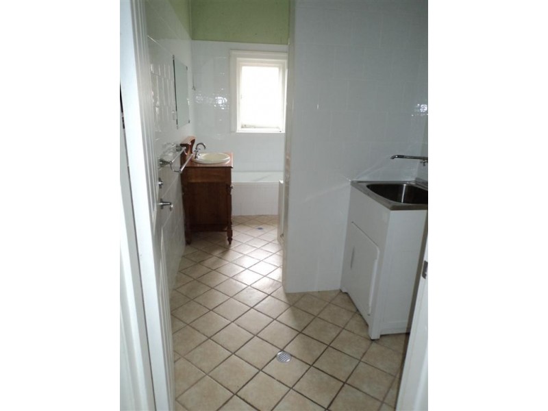 6 Railway Terrace, Largs Bay SA 5016