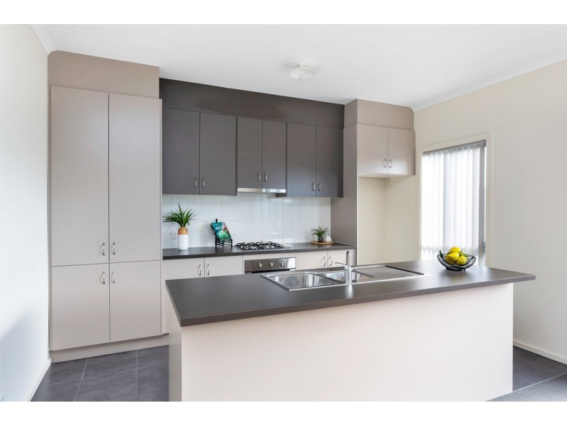 11 Kuranye Circuit, Largs North SA 5016