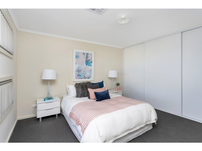 11 Kuranye Circuit, Largs North SA 5016