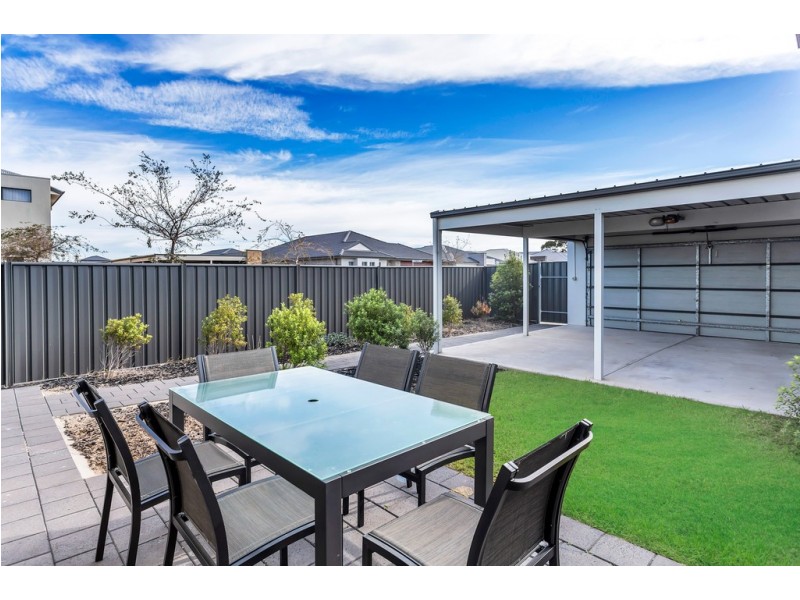 11 Kuranye Circuit, Largs North SA 5016