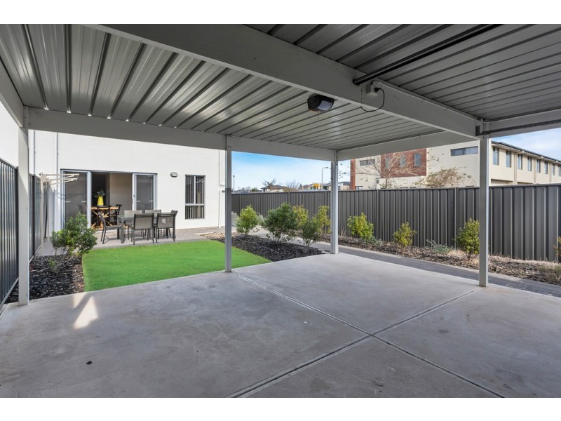 11 Kuranye Circuit, Largs North SA 5016