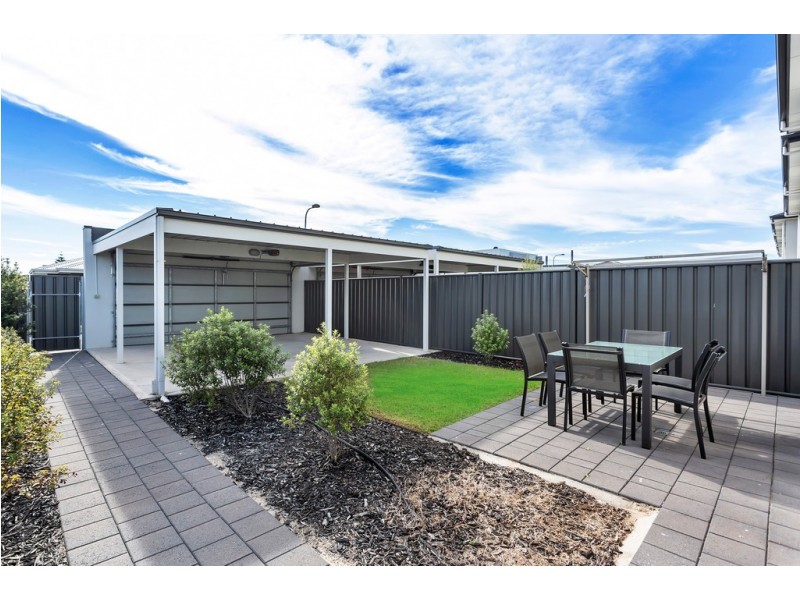11 Kuranye Circuit, Largs North SA 5016