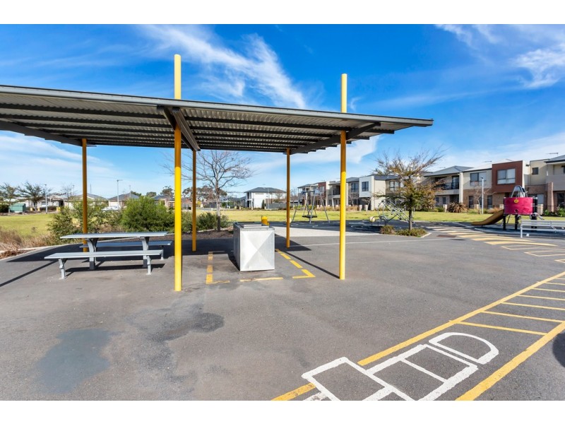 11 Kuranye Circuit, Largs North SA 5016