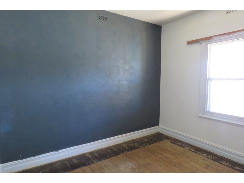 101 Port Road, Queenstown SA 5014