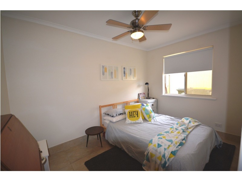 1 / 8 Lincoln Street, Rosewater SA 5013