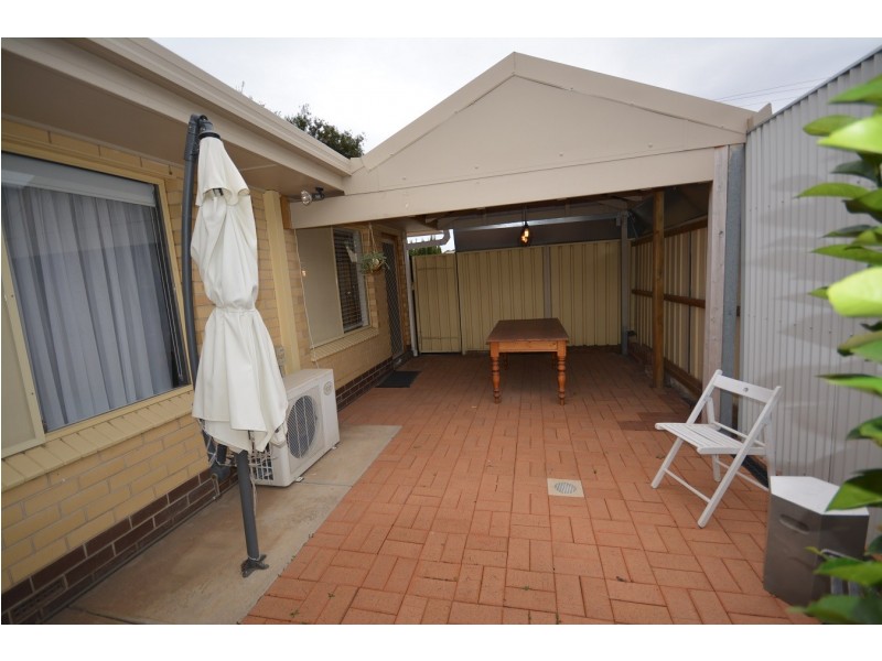 1 / 8 Lincoln Street, Rosewater SA 5013