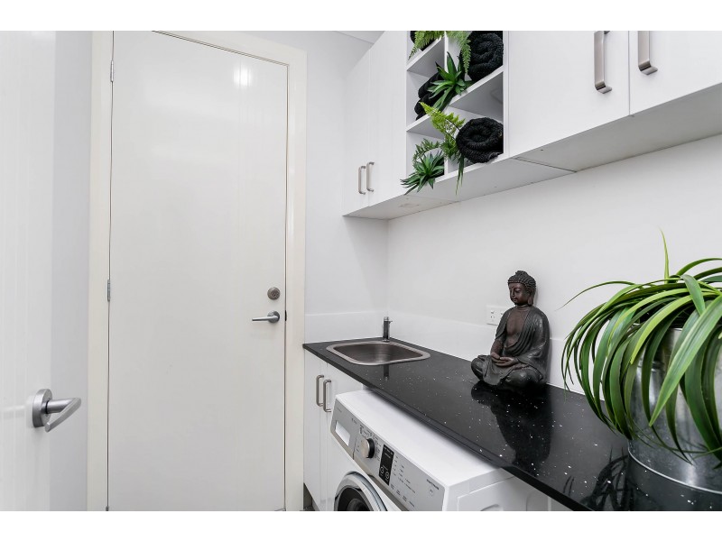 2 Hull Street, Taperoo SA 5017