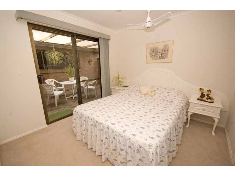 10 McDonald Grove, West Lakes SA 5021