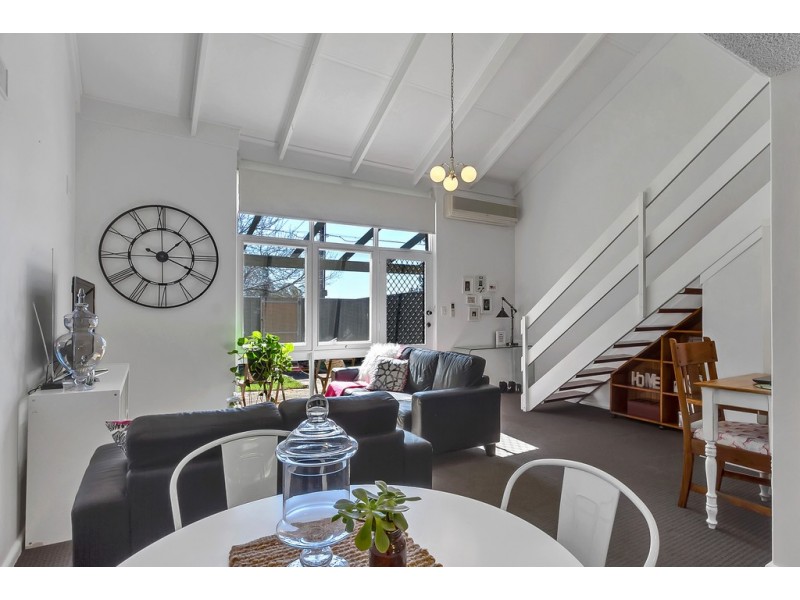 4/4 Fisher Street, Felixstow SA 5070