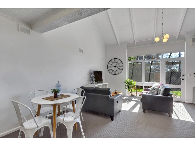 4/4 Fisher Street, Felixstow SA 5070
