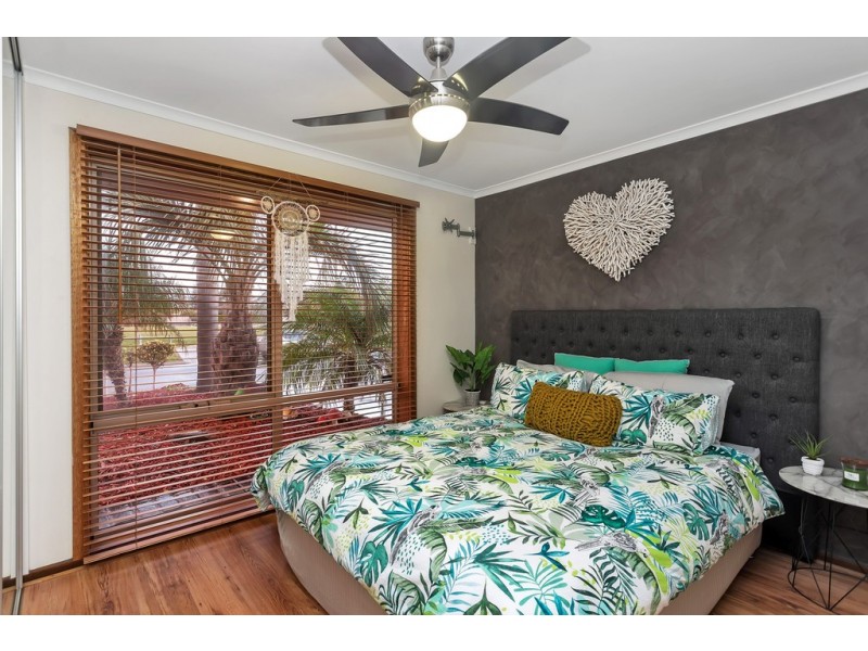 17 Gordon Luxton Drive, North Haven SA 5018