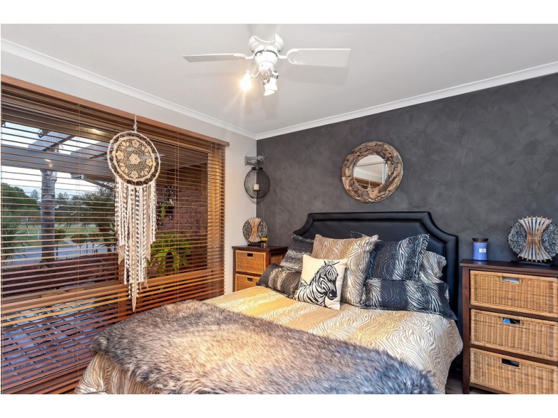 17 Gordon Luxton Drive, North Haven SA 5018