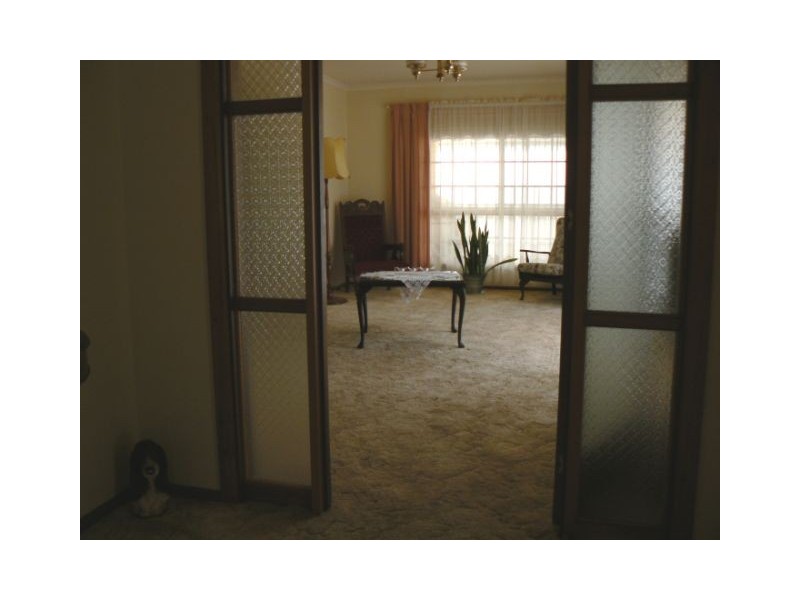 6 South Terrace, Minlaton SA 5575