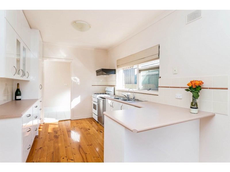 7 Freshwater Road, Semaphore SA 5019