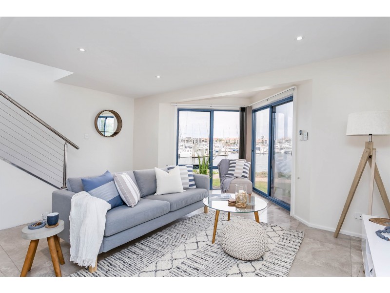 8/1 Falie Drive, North Haven SA 5018