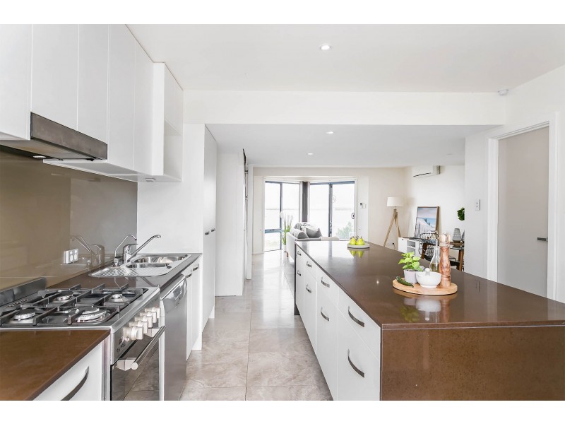 8/1 Falie Drive, North Haven SA 5018