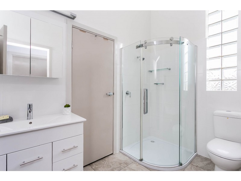 8/1 Falie Drive, North Haven SA 5018