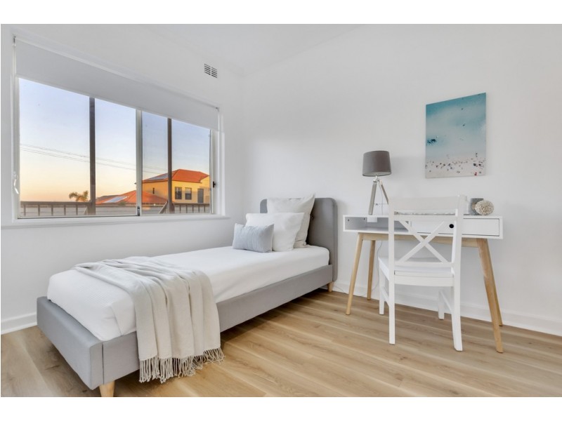 4/149 Esplanade, Tennyson SA 5022