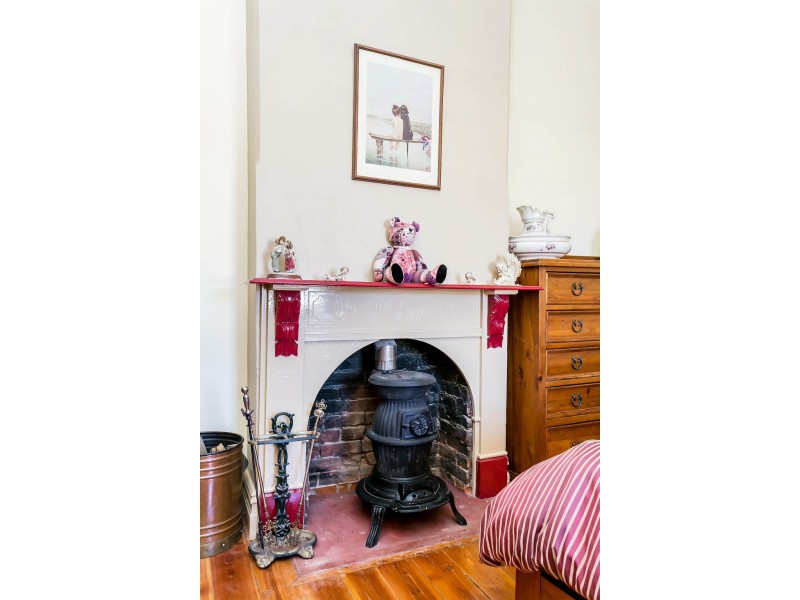 11 Edward Street, Ottoway SA 5013