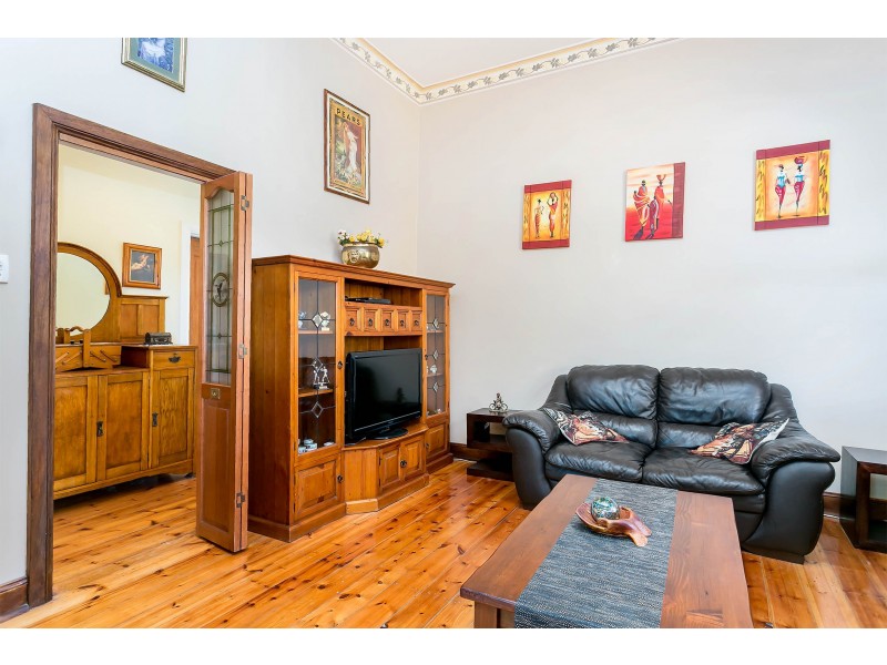 11 Edward Street, Ottoway SA 5013