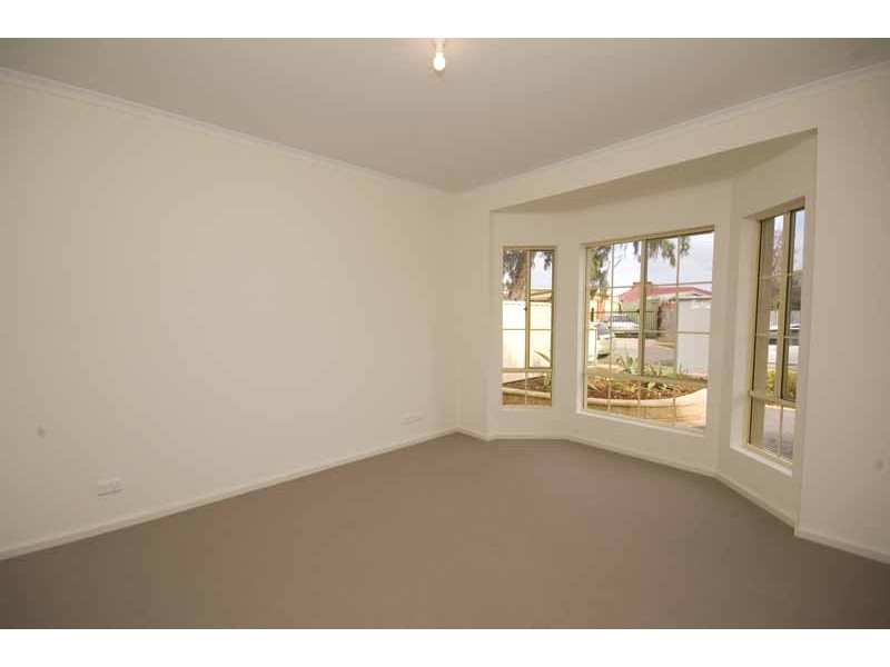 10 Royal Terrace, Royal Park SA 5014