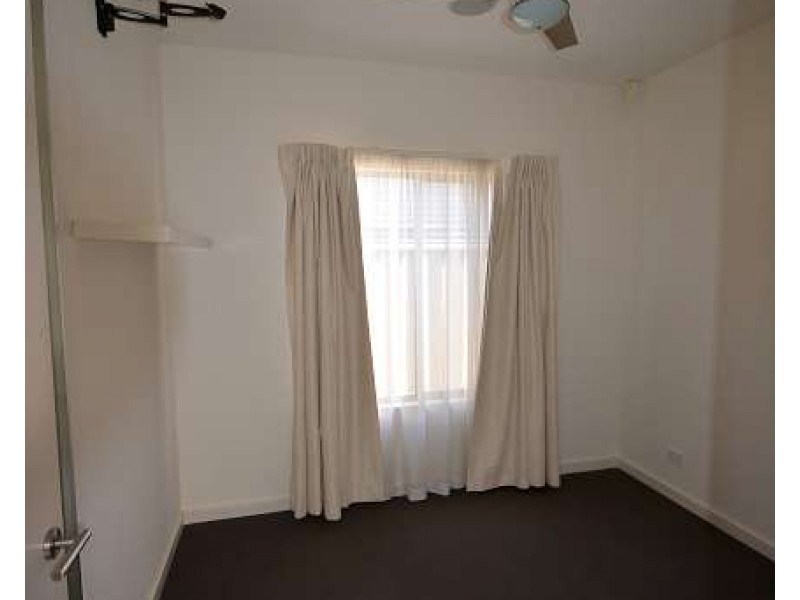 15 Sanderson Street, Peterhead SA 5016