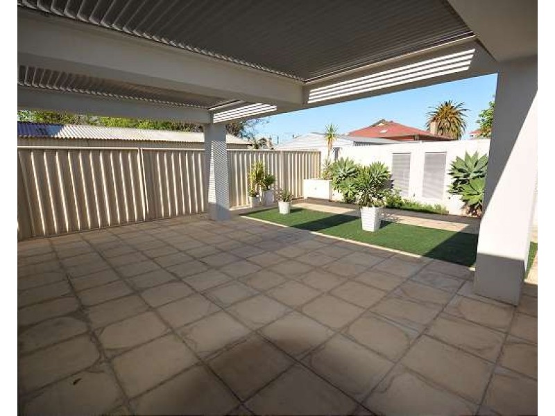 15 Sanderson Street, Peterhead SA 5016