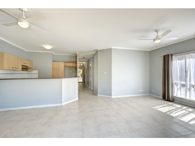 22 Chapman Court, Mawson Lakes SA 5095