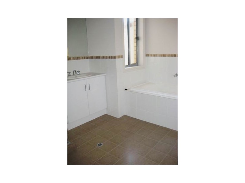 38 Cross Street, Queenstown SA 5014