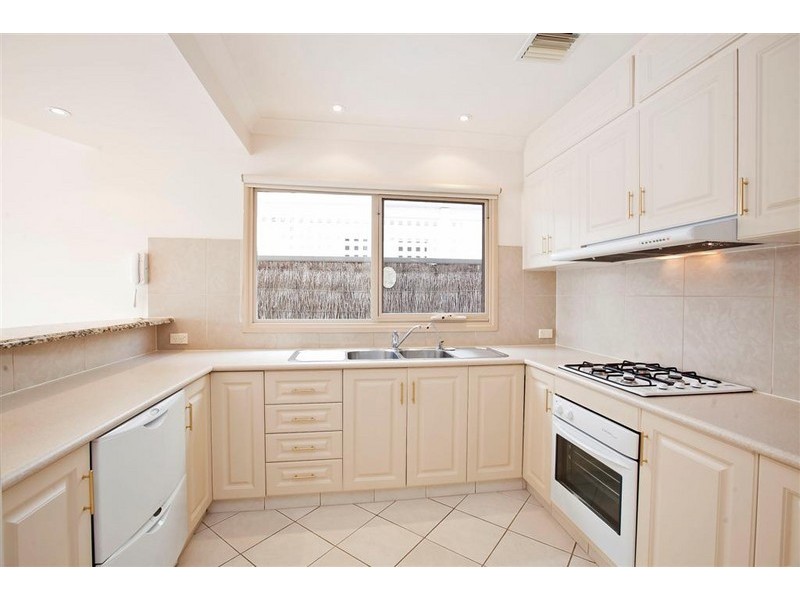 17A Gulf Point Drive, North Haven SA 5018