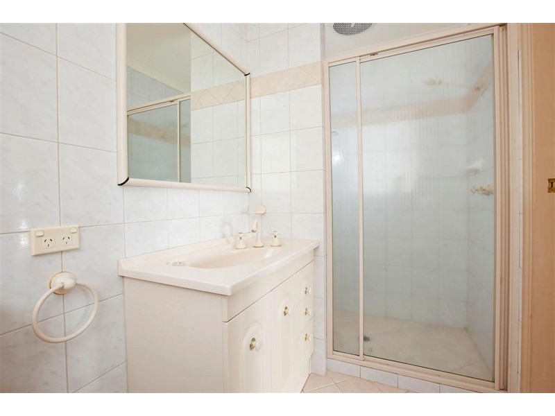 17A Gulf Point Drive, North Haven SA 5018