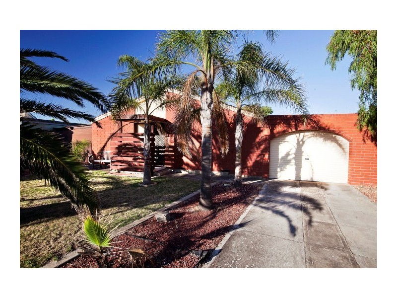 28 Tucker Crescent, North Haven SA 5018