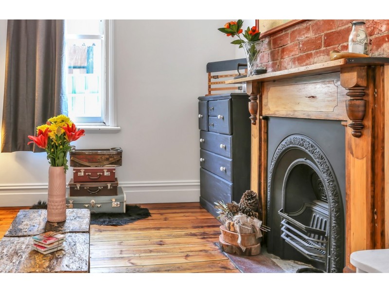 4 Swiggs Street, Birkenhead SA 5015