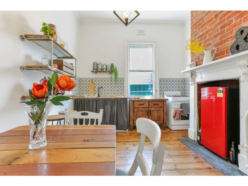 4 Swiggs Street, Birkenhead SA 5015