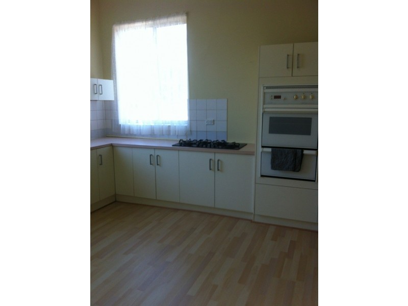 17 Thain Avenue, Findon SA 5023