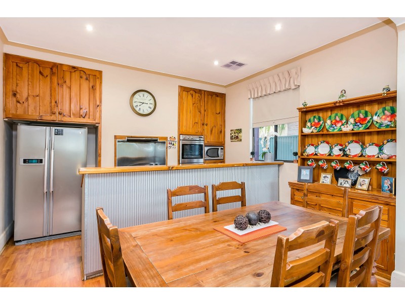 6 Olive street, Largs Bay SA 5016