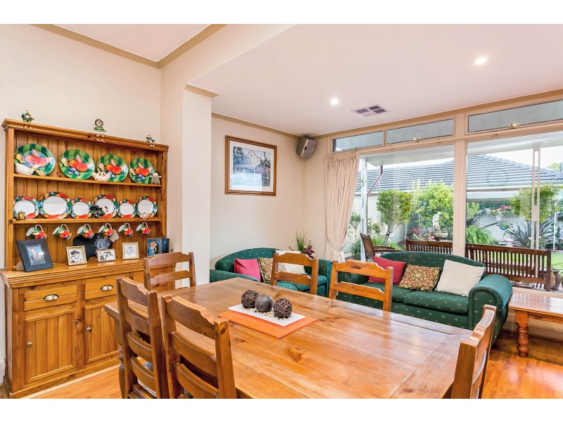 6 Olive street, Largs Bay SA 5016