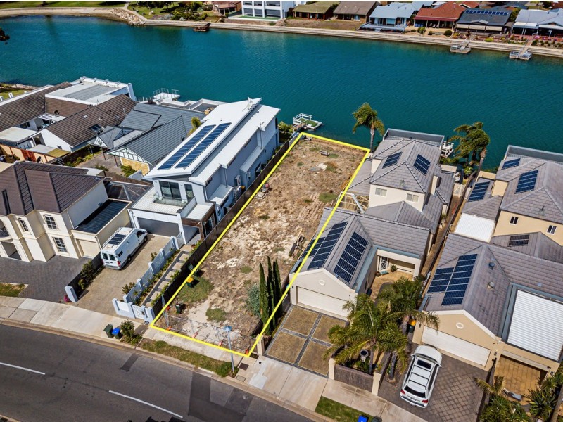 44 Newcombe Avenue, West Lakes Shore SA 5020