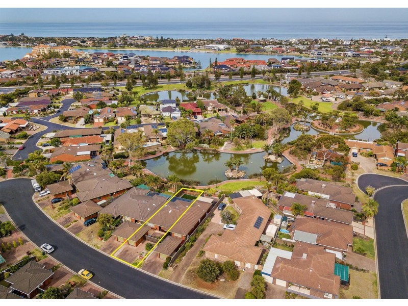 2/7 Moorea Court, West Lakes SA 5021